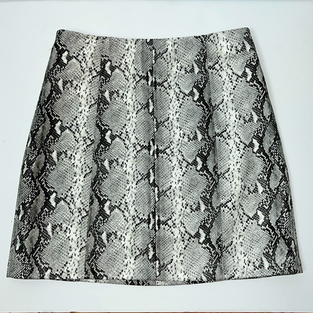 Faux leather snake skin print skirt S
